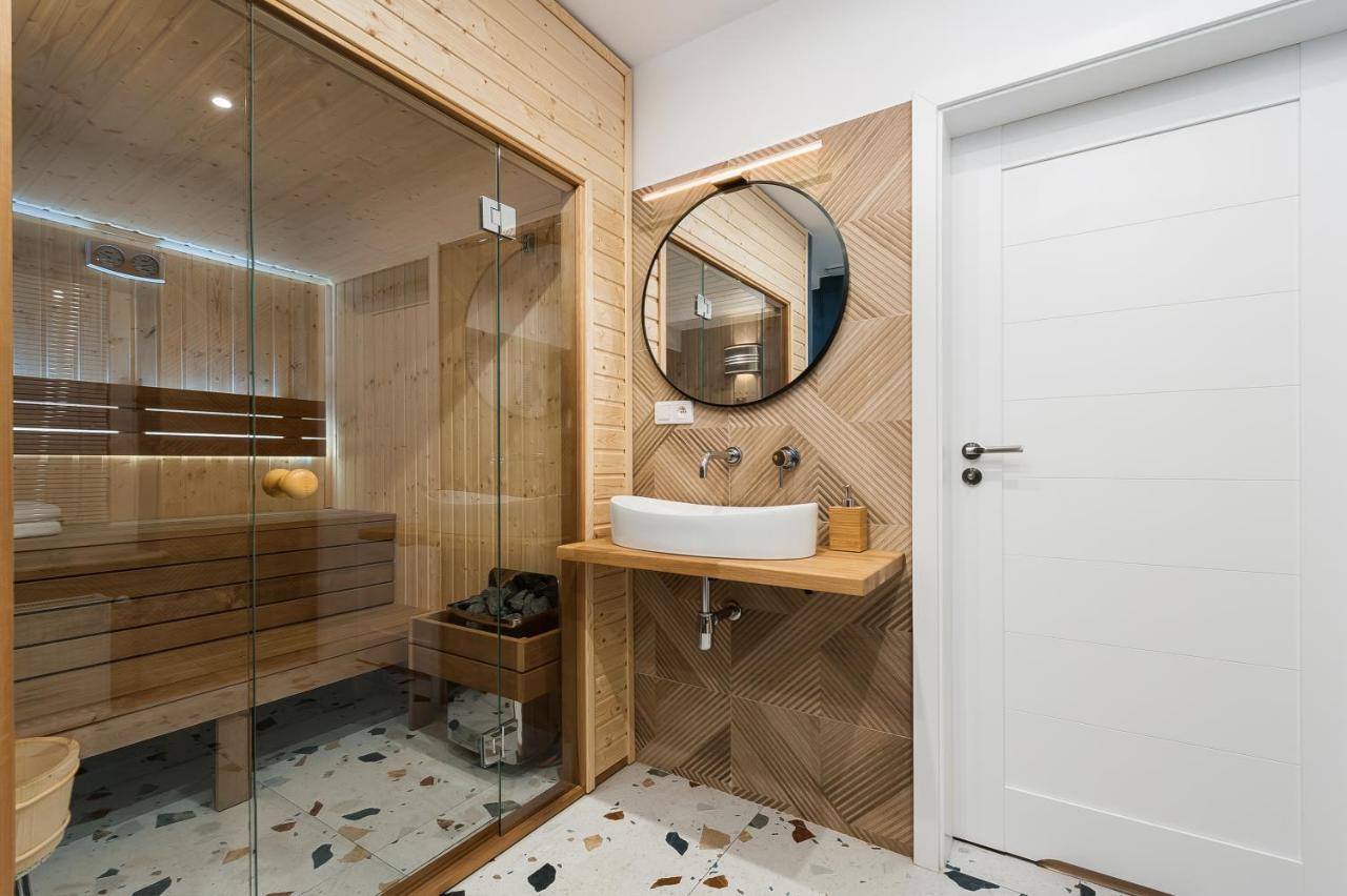 Luxury Spa Apartment Old Town Kraków Eksteriør billede