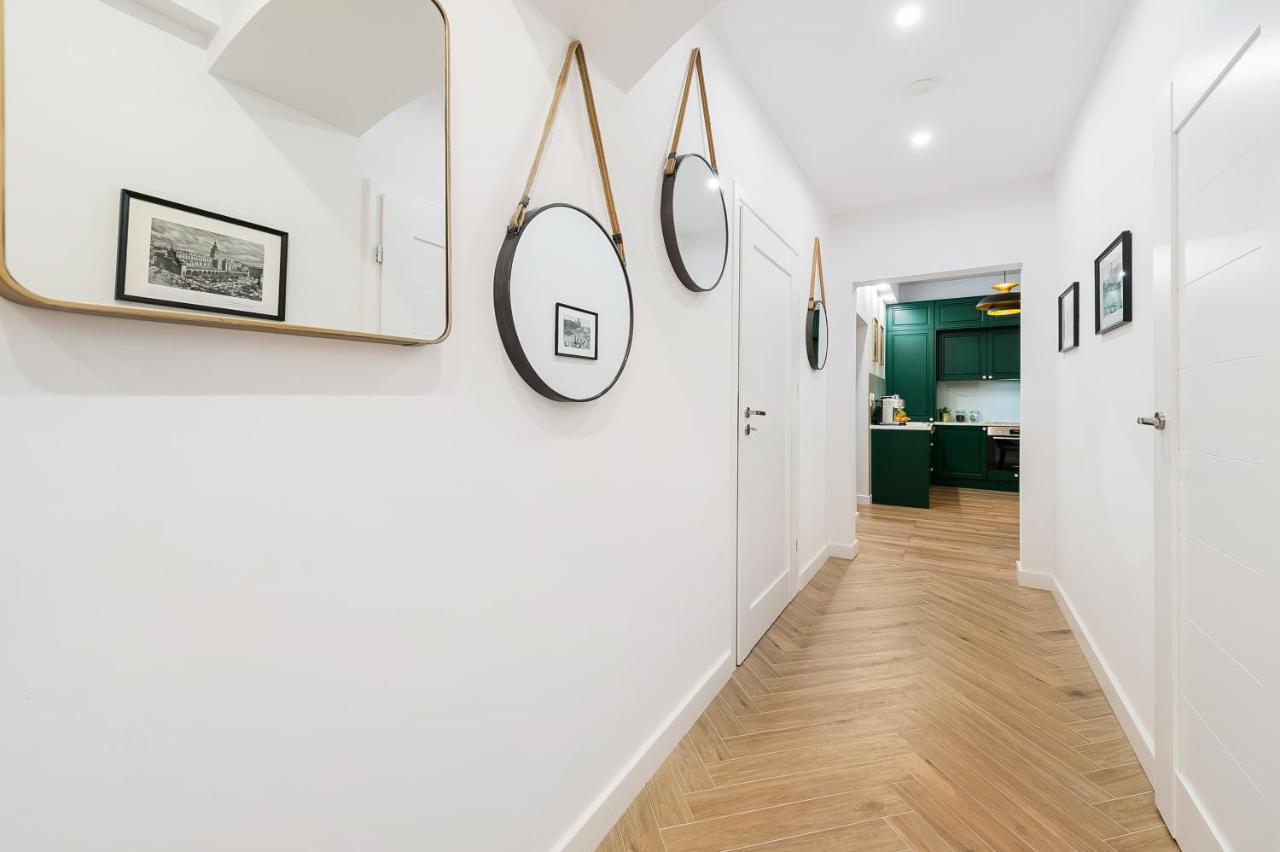 Luxury Spa Apartment Old Town Kraków Eksteriør billede