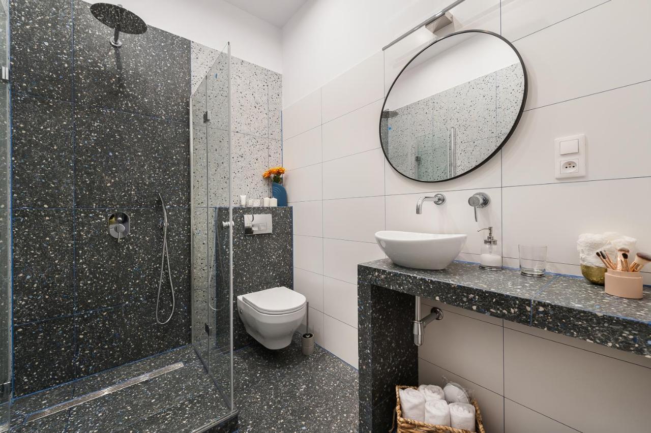 Luxury Spa Apartment Old Town Kraków Eksteriør billede